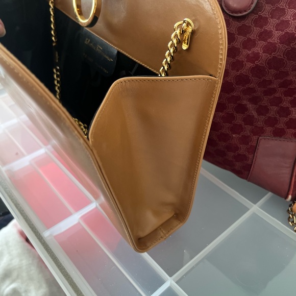 Vintage Ferragamo Tan shoulder bag or clutch - Picture 13 of 16